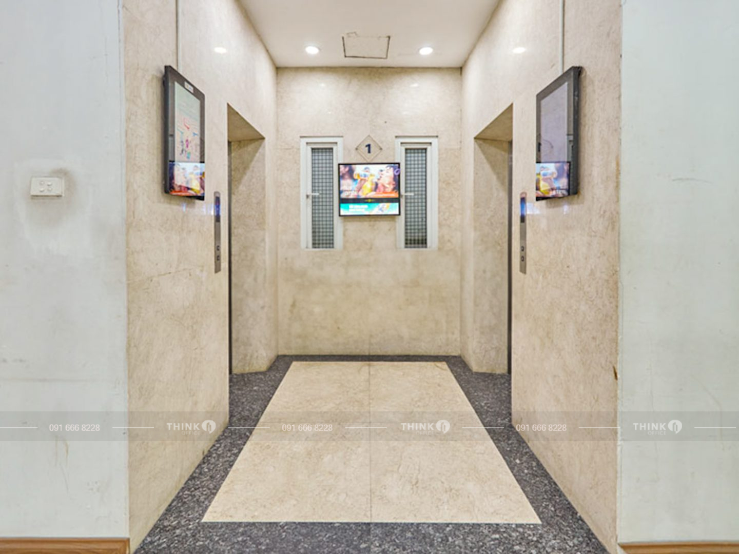 Khu vực thang máy toà nhà Newtatco Building