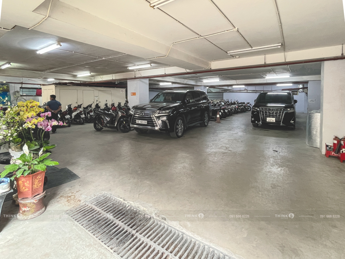 Hầm để xe toà nhà Lucky Building Trần Thái Tông