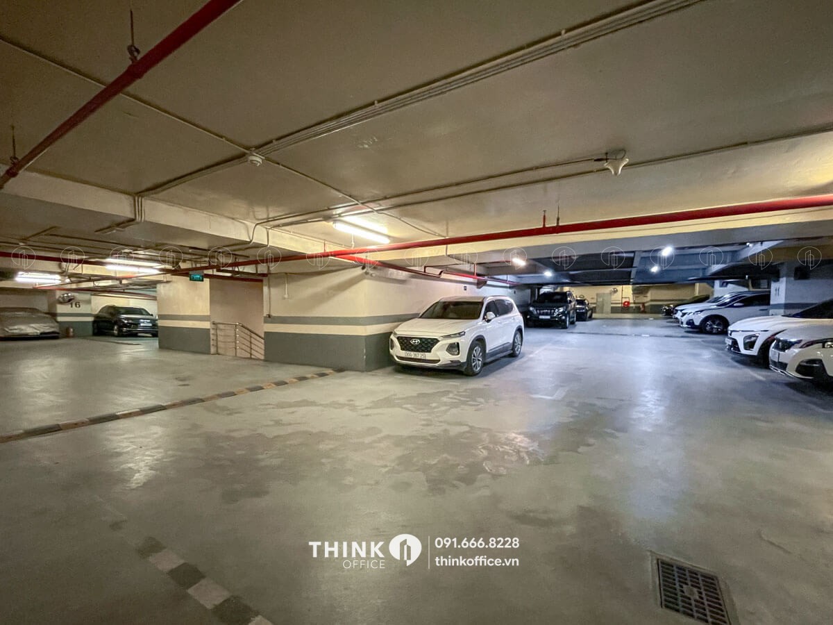 Hầm gửi xe toà nhà The Lancaster Building 20 Núi Trúc