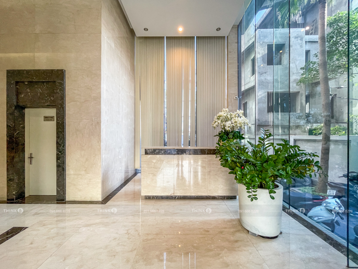 Khu vực lễ tân toà nhà Plaschem Tower