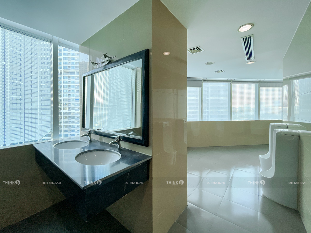 Khu vực nhà vệ sinh toà nhà Viglacera Tower