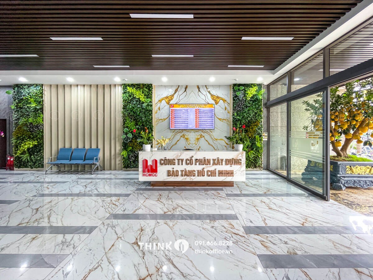 Khu vực quầy lễ tân toà nhà HCMCC Tower