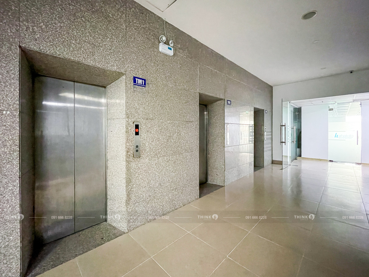 Khu vực thang máy toà nhà HH2 Bắc Hà