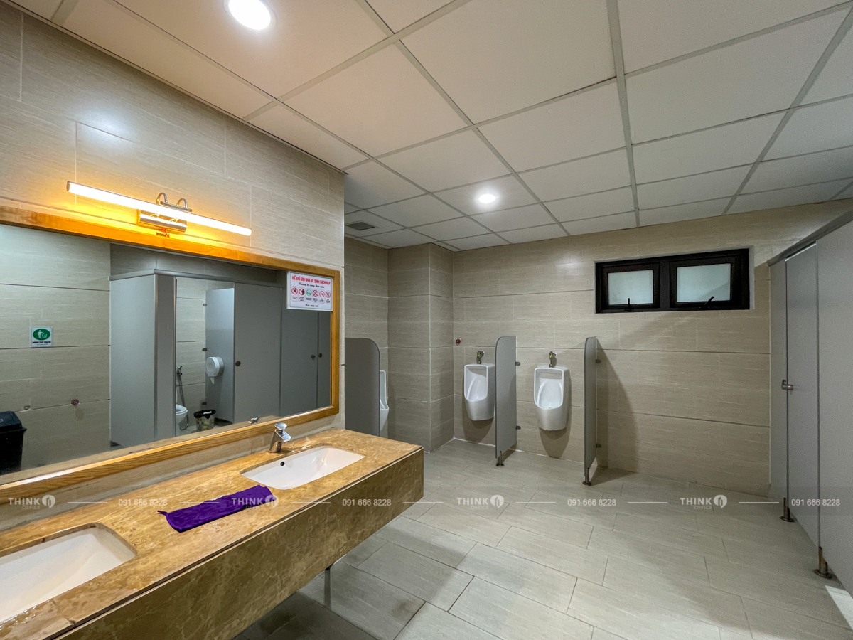 Khu vực vệ sinh CIC Tower