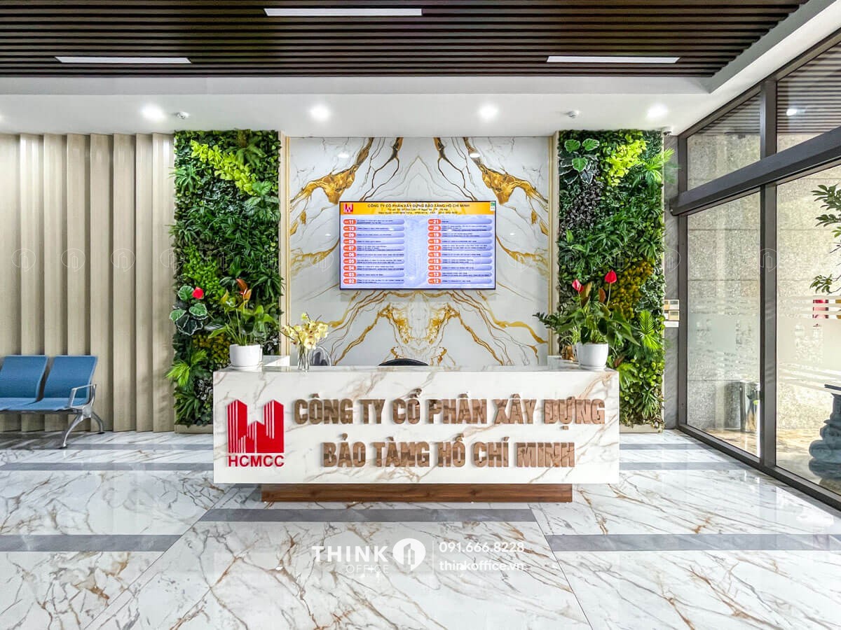 Lễ tân toà nhà HCMCC Tower