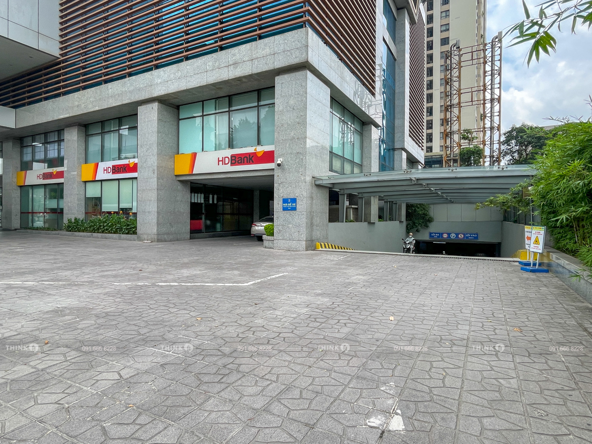 Lối vào hầm để xe toà nhà Icon4 Tower