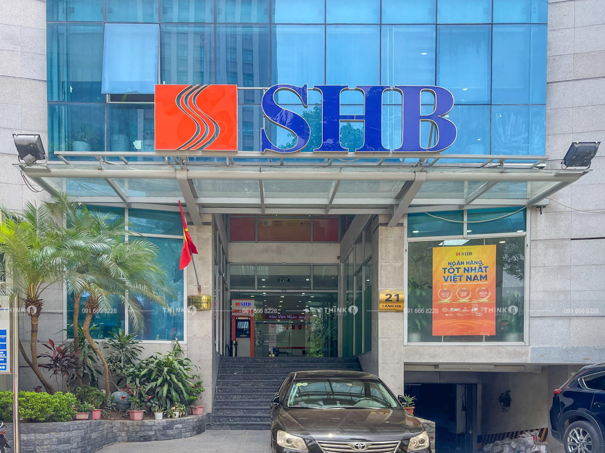 Lối vào khu vực sảnh văn phòng toà nhà Newtatco Building