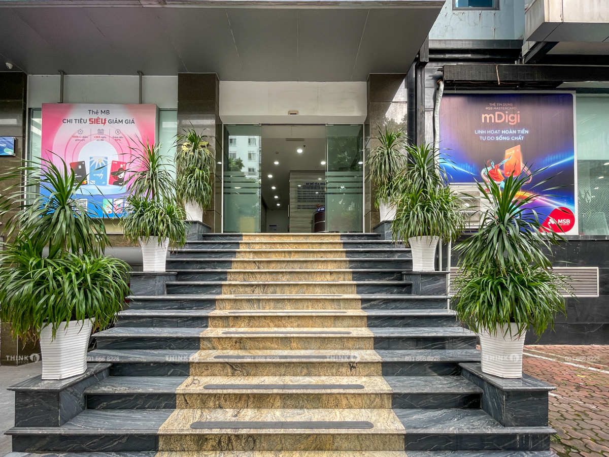 Lối vào sảnh toà nhà Bảo Anh Building Trần Thái Tông