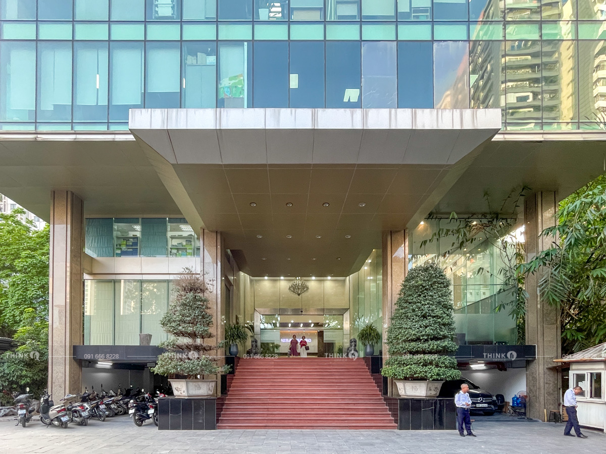 Lối vào sảnh toà nhà Netland Building