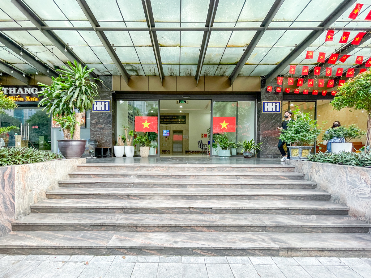 Lối vào sảnh văn phòng Tổ Hợp 90 Nguyễn Tuân