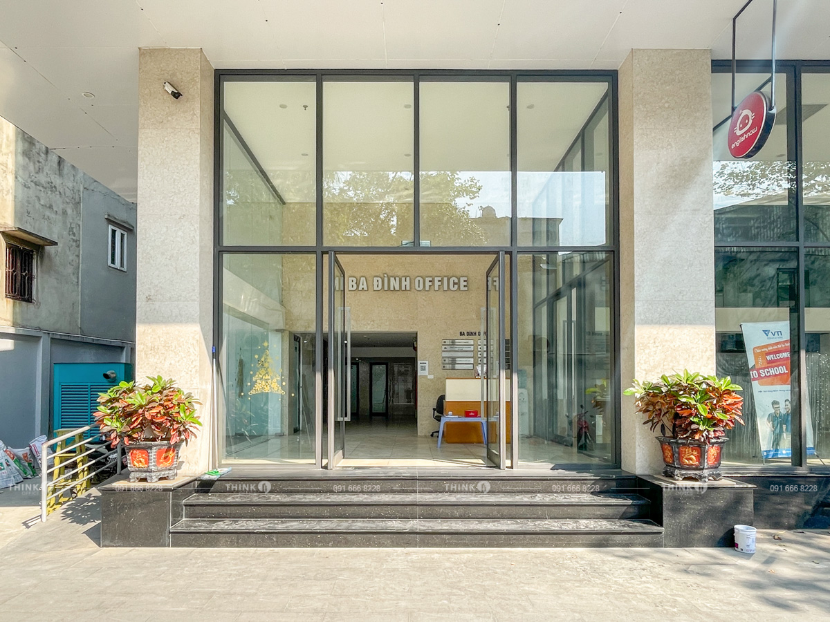 Lối vào sảnh văn phòng toà nhà ICT Building Lê Thanh Nghị