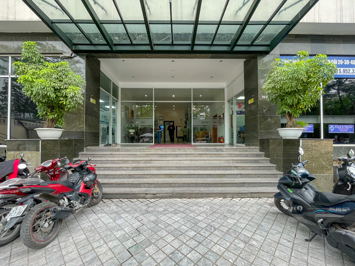 Lối vào sảnh văn phòng toà nhà Kim Ánh Building Duy Tân