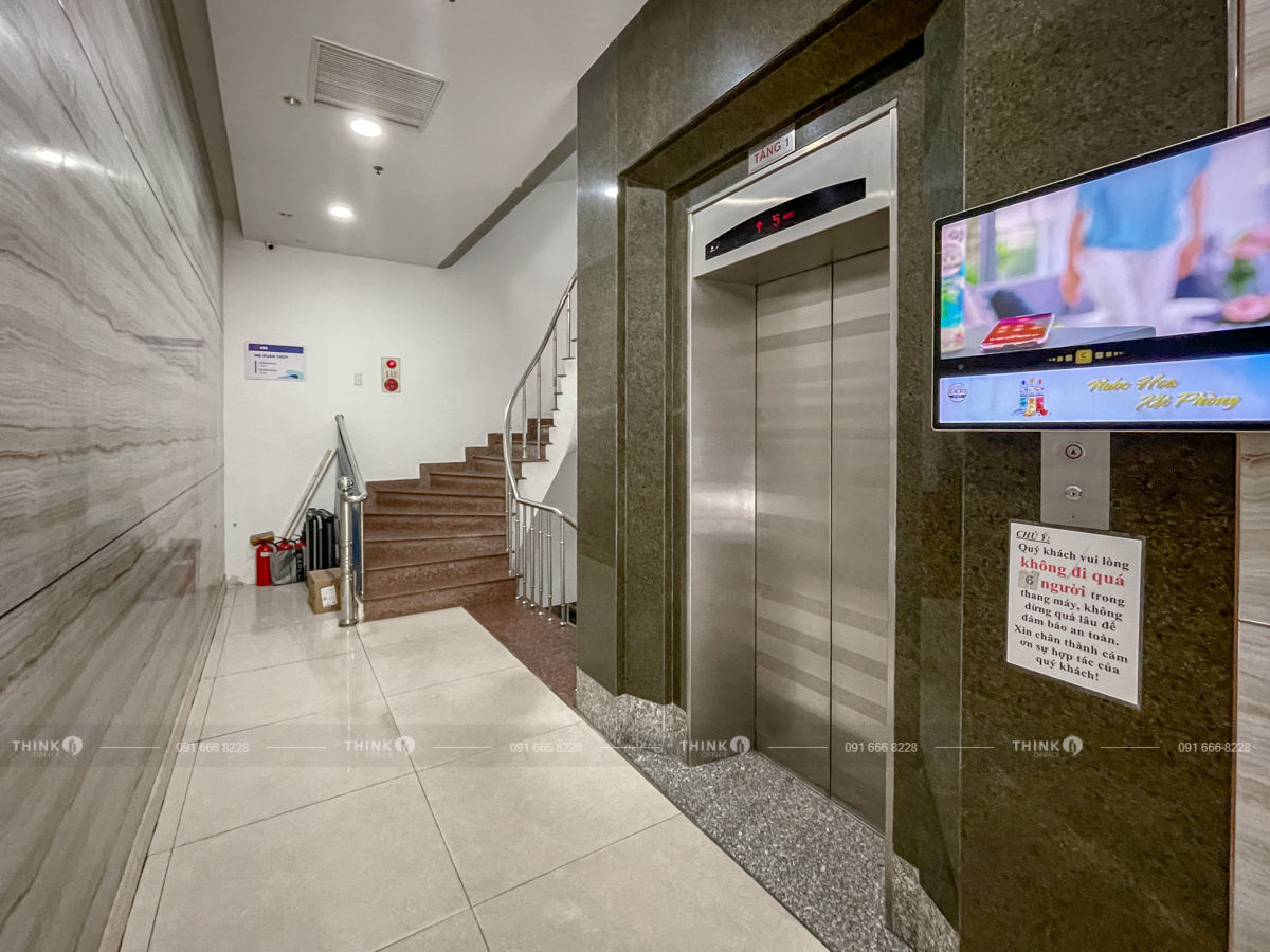 Sảnh thang máy toà nhà Bảo Anh Building Trần Thái Tông