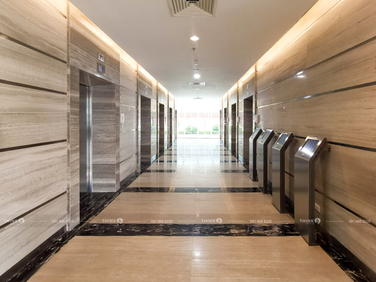 Sảnh thang máy toà nhà Cục Tần Số