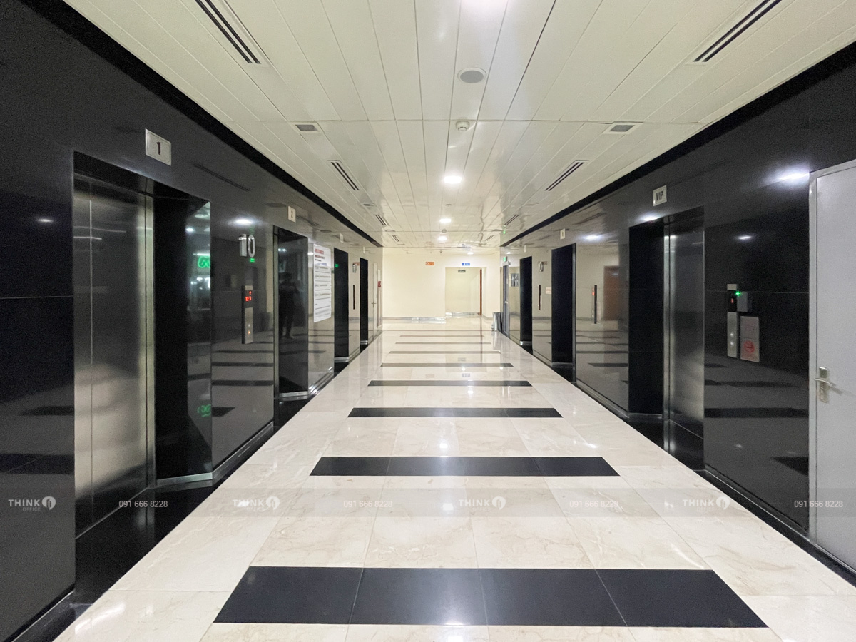 Sảnh thang máy toà nhà Geleximco Building Hoàng Cầu