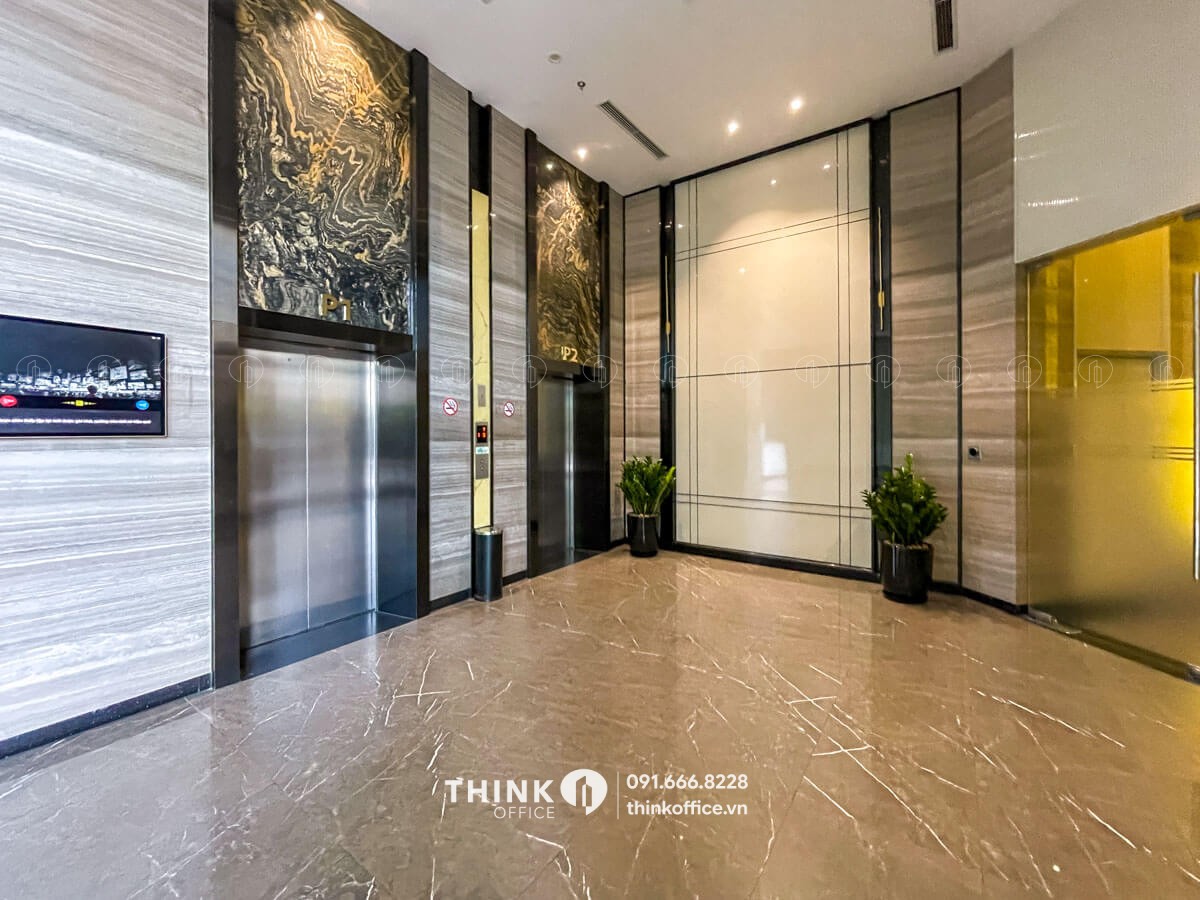 Khu vực sảnh thang máy văn phòng Golden Park Tower 2 Phạm Văn Bạch Cầu Giấy