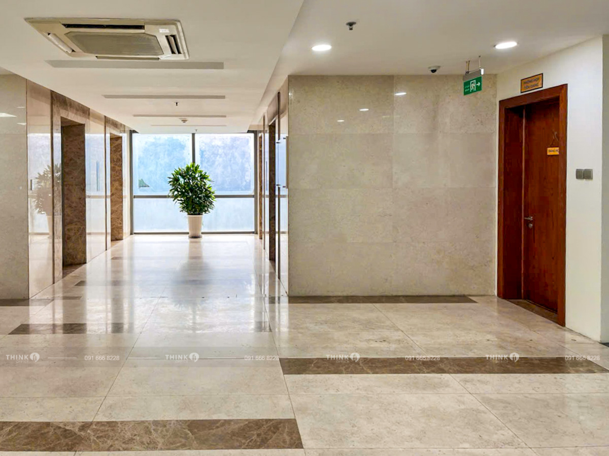 Sảnh thang máy văn phòng toà nhà Hanoi Tourist Building Lý Thường Kiệt