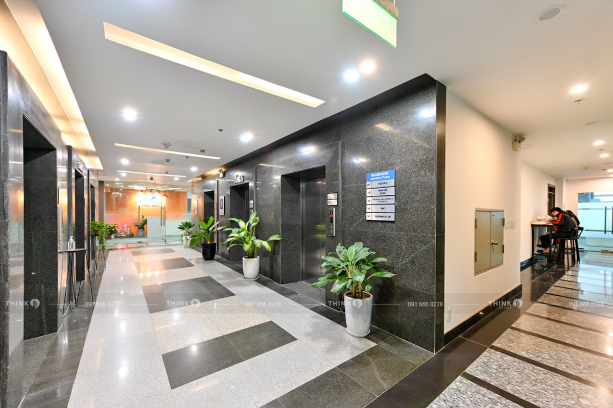Sảnh thang máy văn phòng toà nhà Icon4 Tower