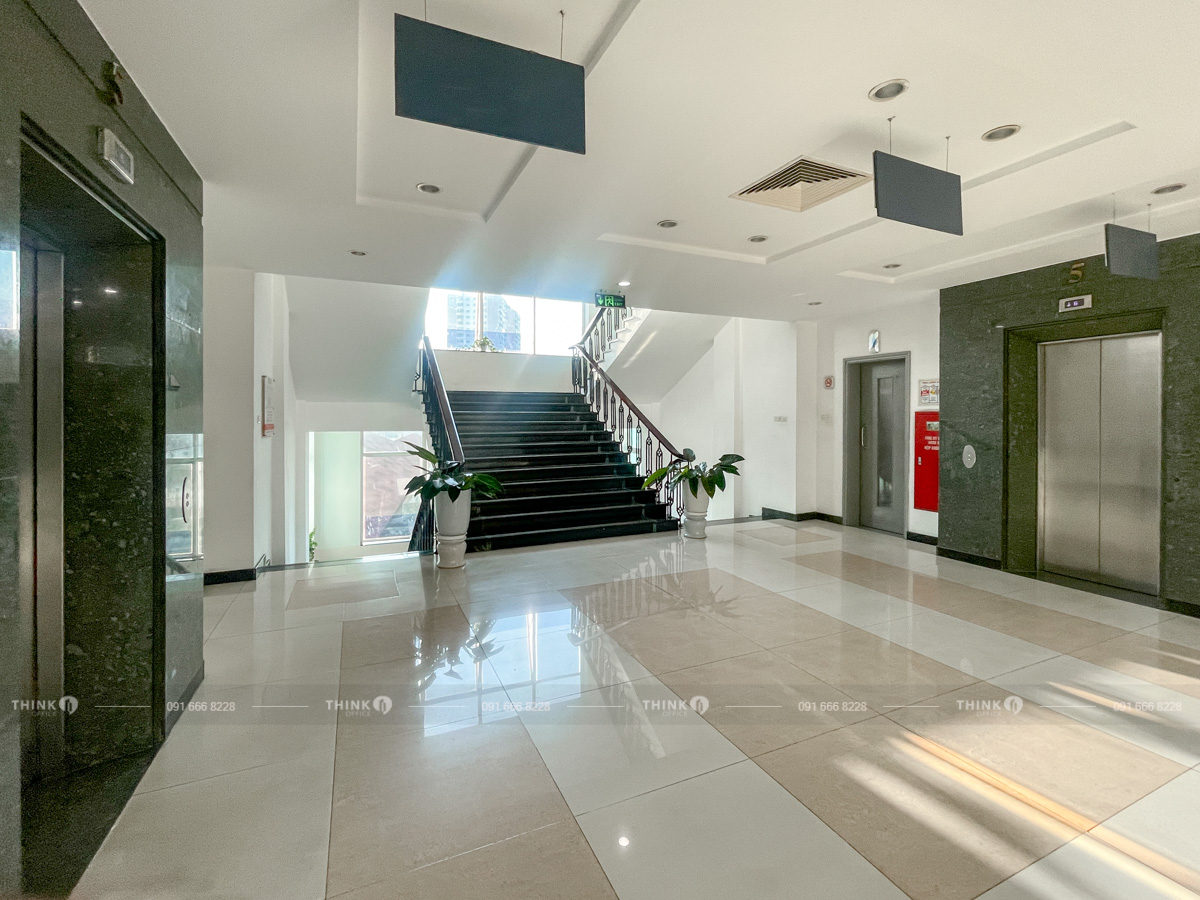 Sảnh thang máy văn phòng toà nhà Kinh Đô Building