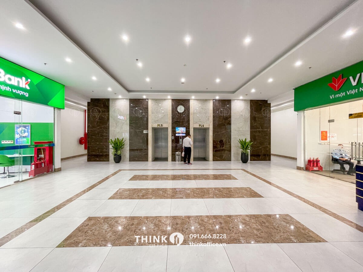 Sảnh thang máy văn phòng toà nhà N05 Hoàng Đạo Thúy