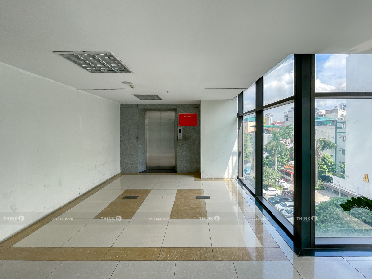 Sảnh thang máy văn phòng toà nhà VNT Tower