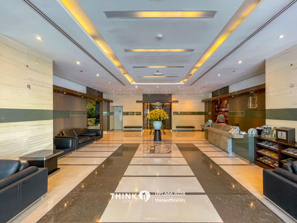 Sảnh chính toà nhà The Lancaster Building Núi Trúc