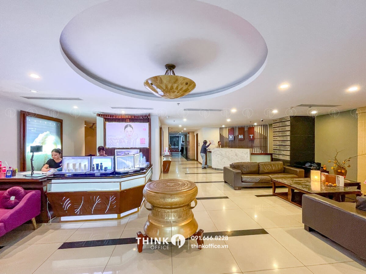Sảnh chính văn phòng toà nhà VMT Building Duy Tân