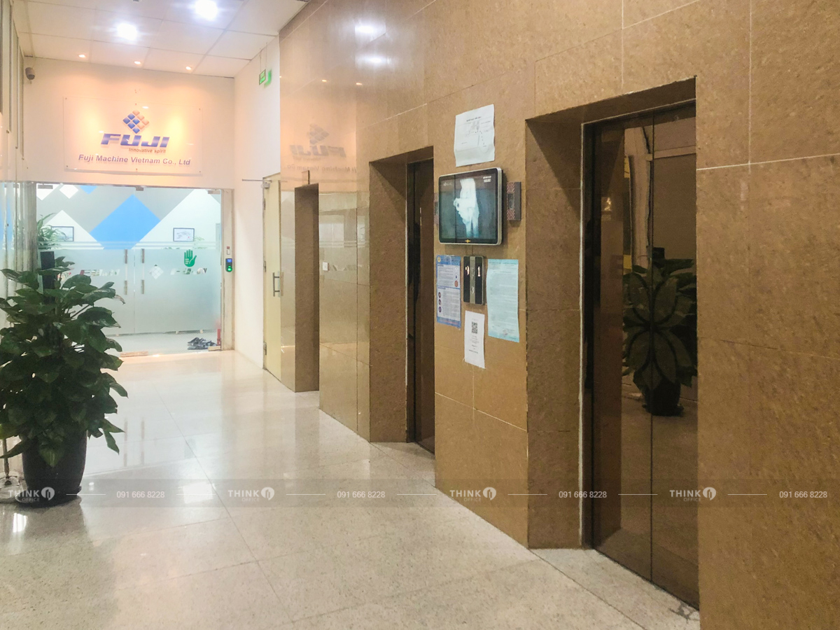 Thang máy toà nhà Intracom Building