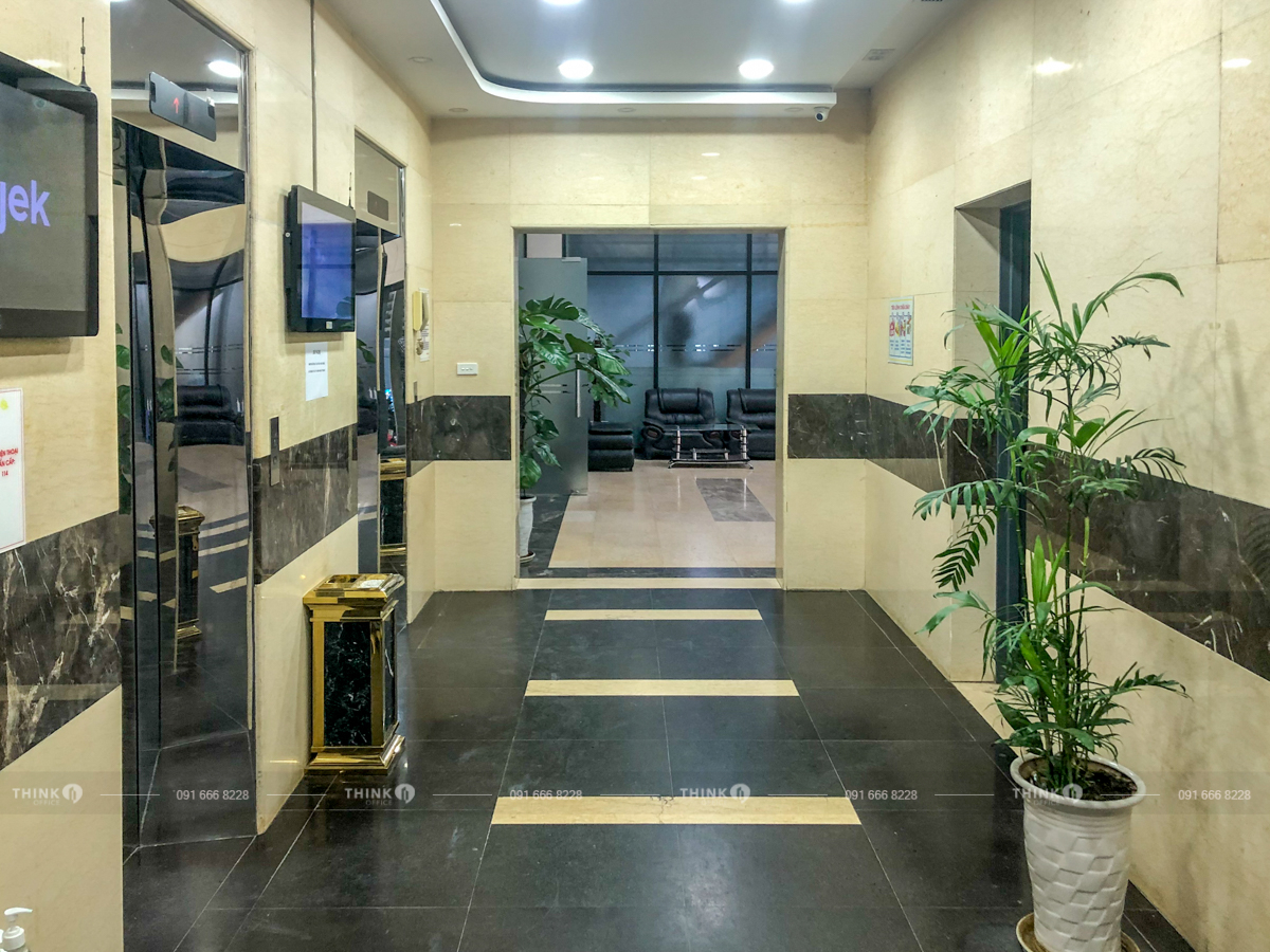 Thang máy văn phòng toà nhà CIT Building Duy Tân