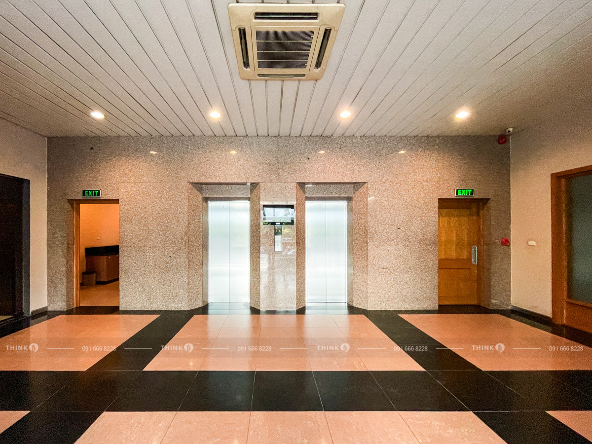 Thang máy văn phòng toà nhà Simco Building Phạm Hùng