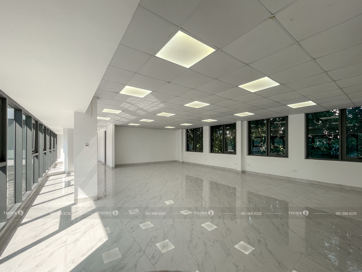 Diện tích cho thuê điển hình toà nhà Red River Building Lê Văn Lương