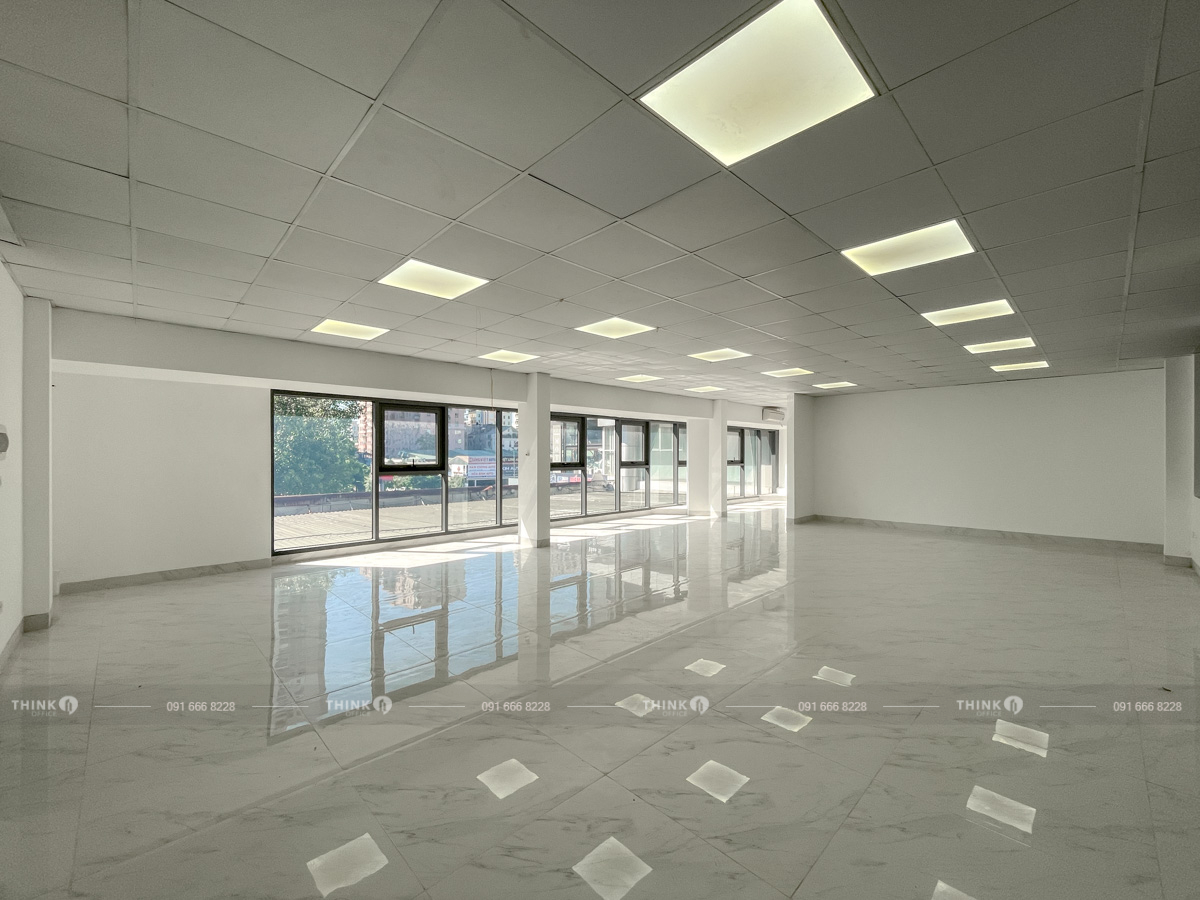 Diện tích điển hình cho thuê toà nhà Red River Building Lê Văn Lương