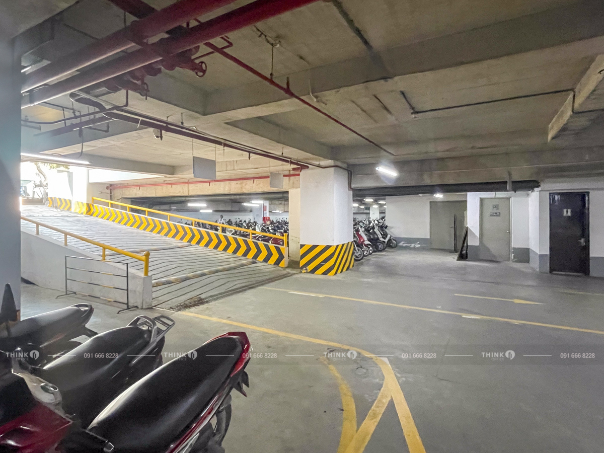 Hầm để xe toà nhà Hồng Hà Center