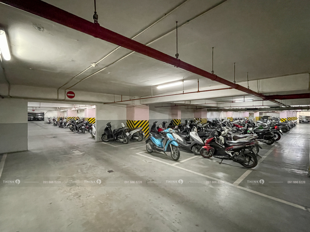 Khu vực hầm để xe Pacific Place