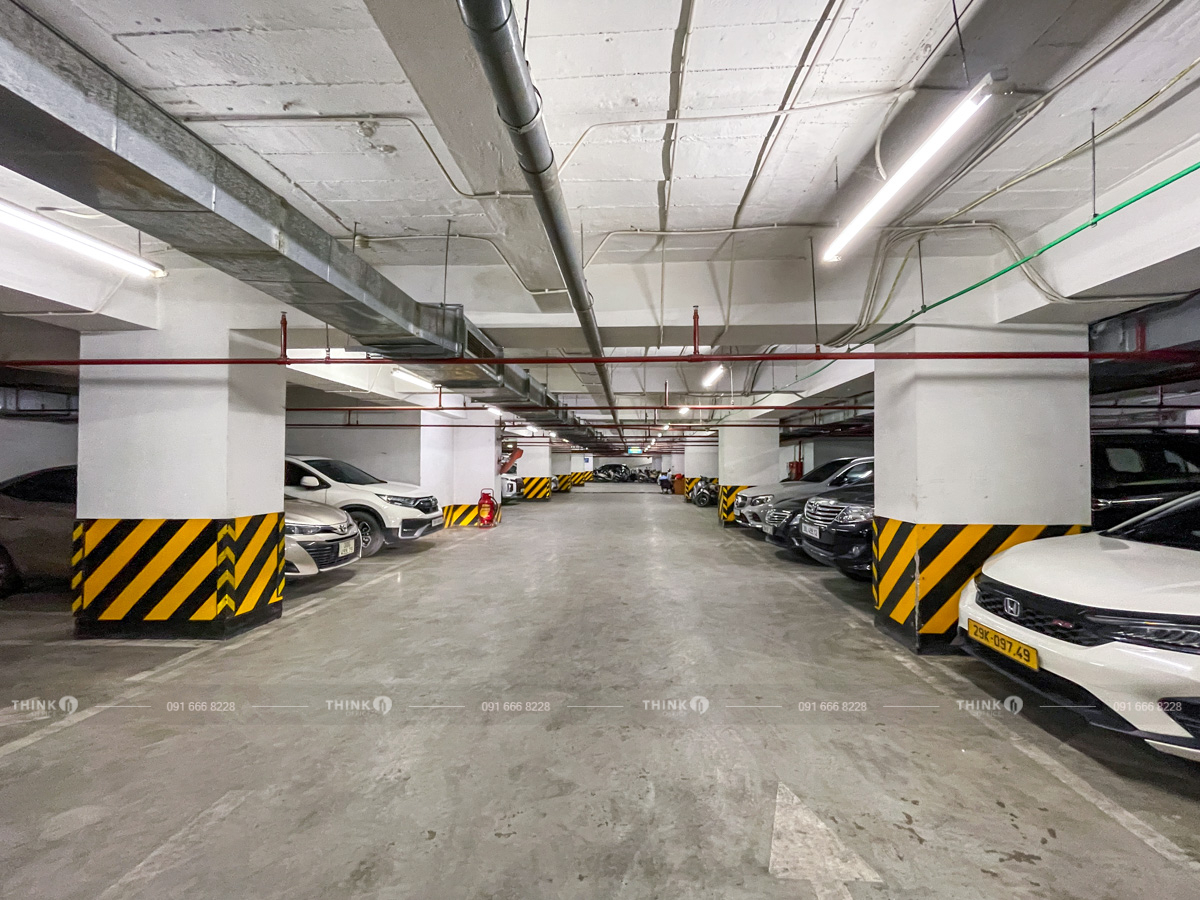 Khu vực hầm để xe toà nhà Cland Lê Đức Thọ