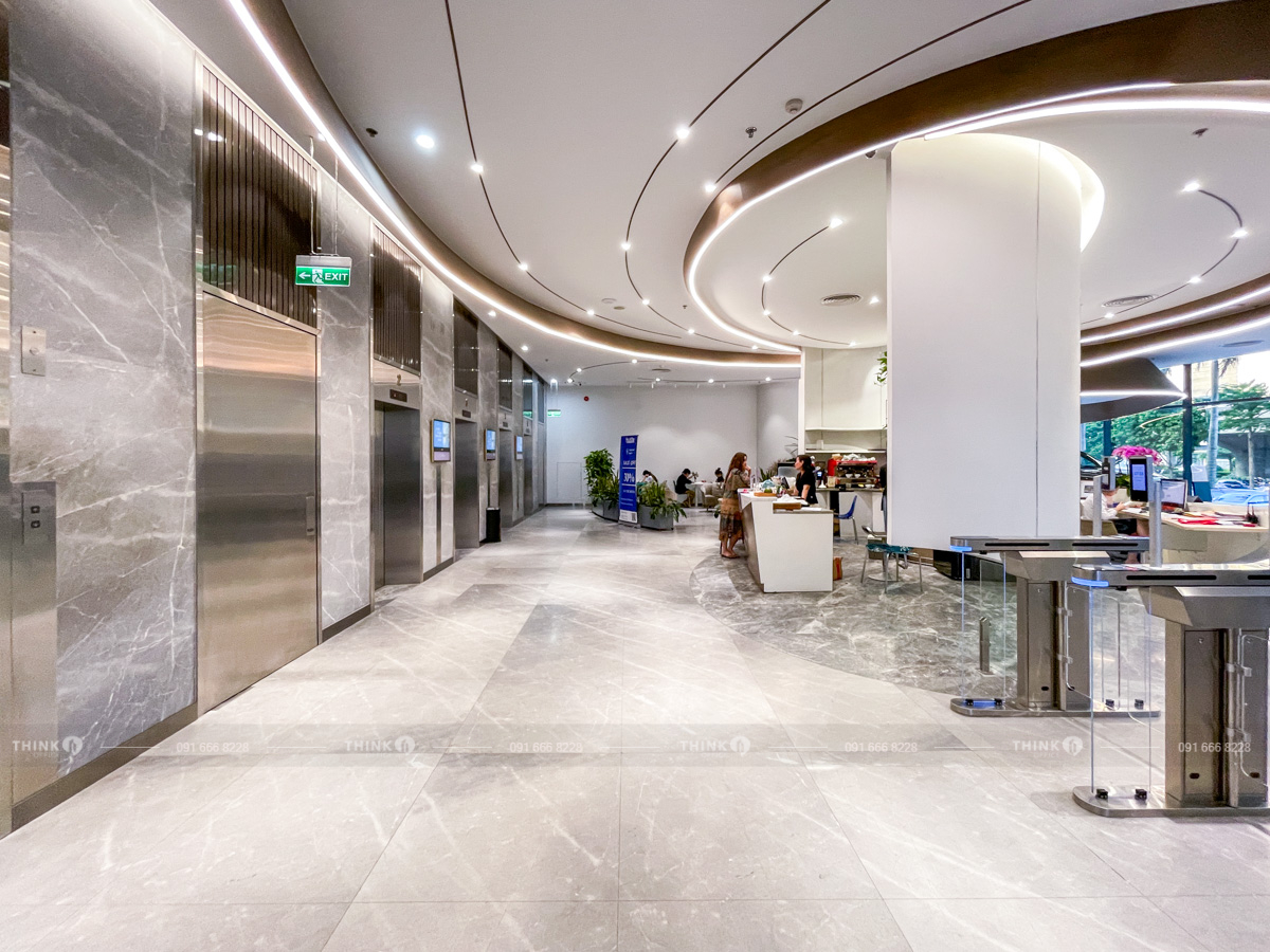 Khu vực sảnh thang máy toà nhà Tasco Building