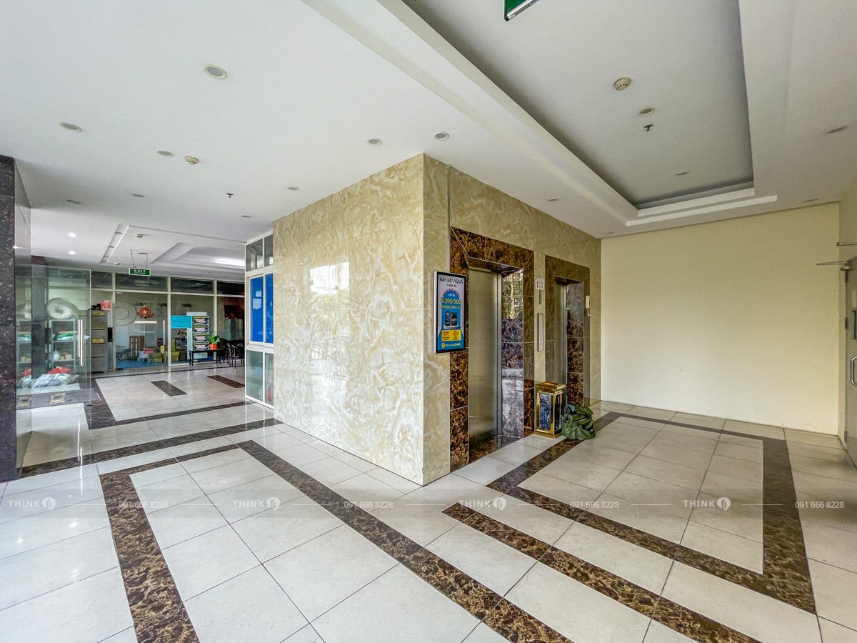 Khu vực sảnh thang máy văn phòng Xuân Mai Tower