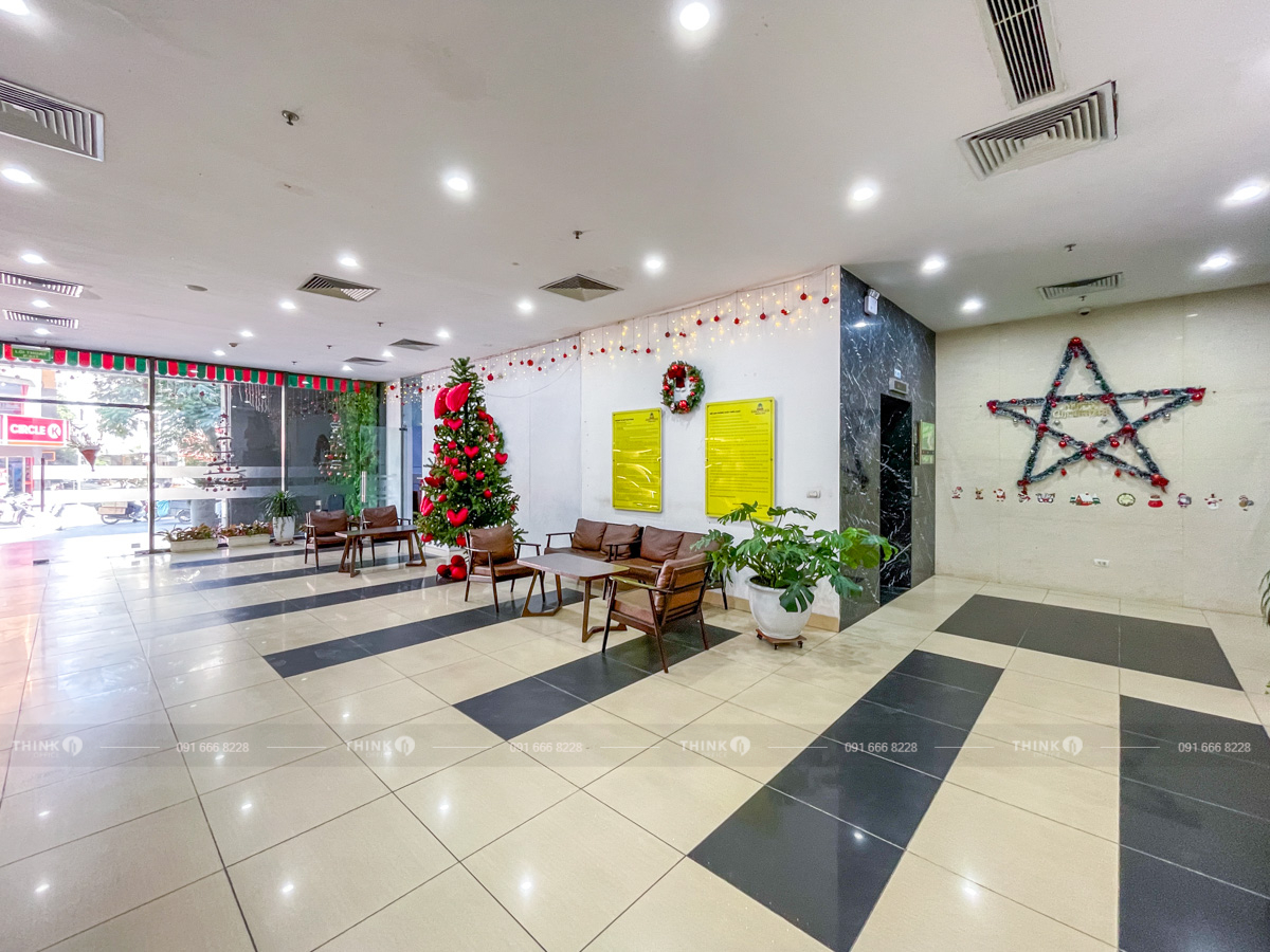 Khu vực sảnh toà nhà Rainbow Văn Quán