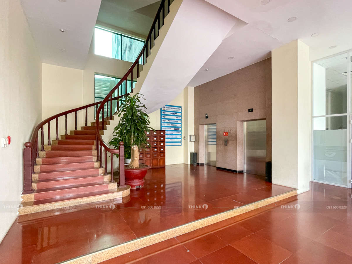 Khu vực sảnh toà nhà Vinare Building Lê Duẩn