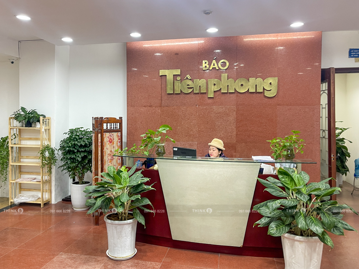 Lễ tân toà nhà Báo Tiền Phong Hồ Xuân Hương