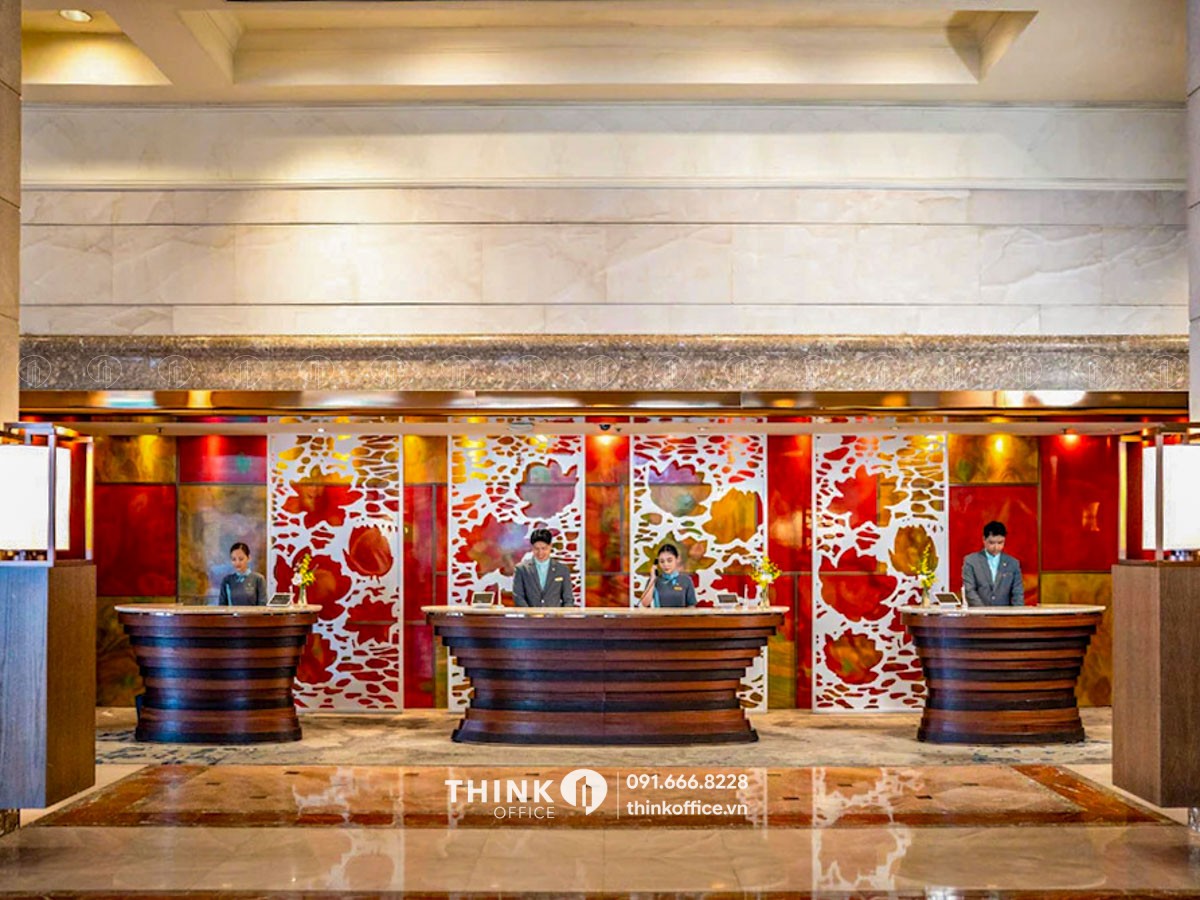 Lễ tân tại toà nhà Pan Pacific Hanoi 1 đường Thanh Niên