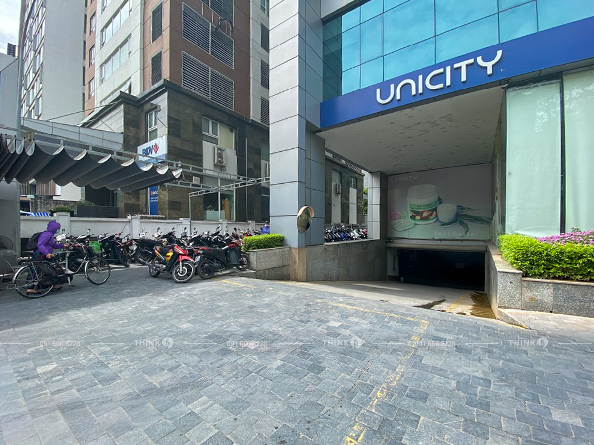 Lối vào hầm Việt Á Tower Duy Tân