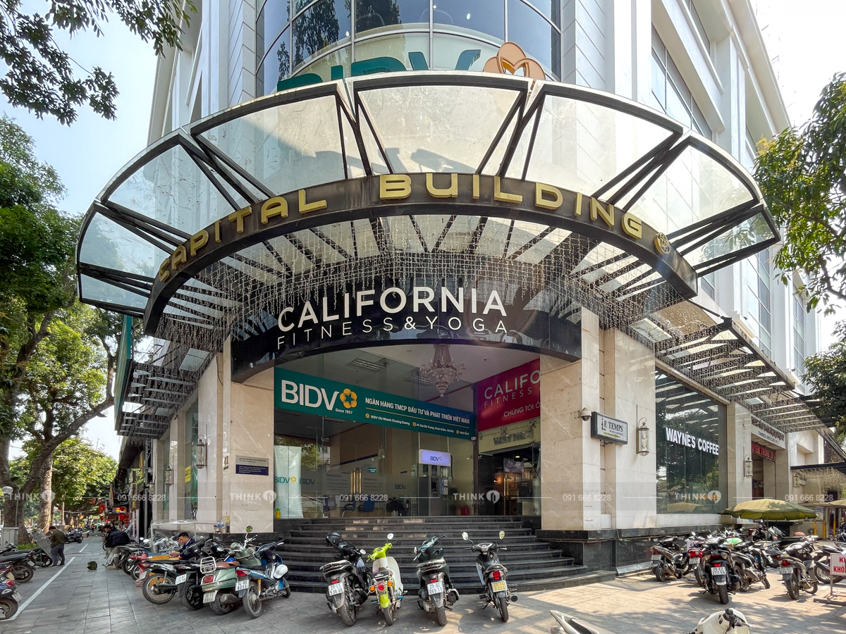 Lối vào khu vực sảnh toà nhà Capital Building Hai Bà Trưng