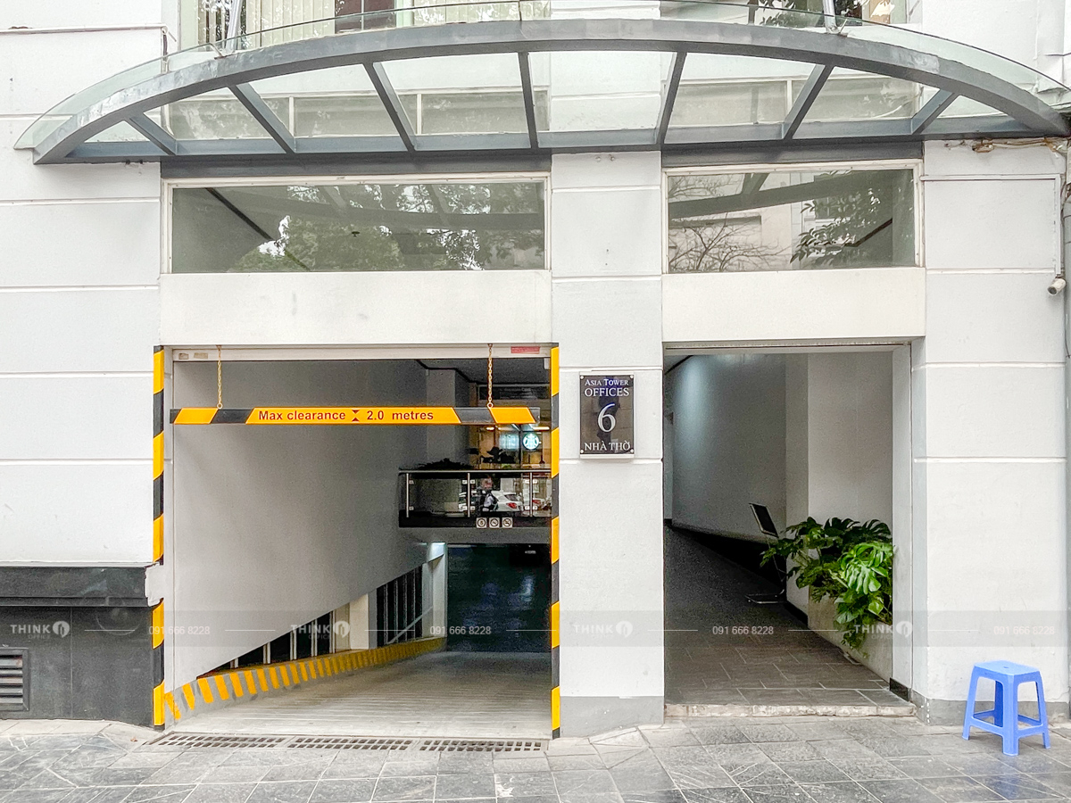 Lối vào khu vực sảnh văn phòng toà nhà Asia Tower Phố nhà thờ