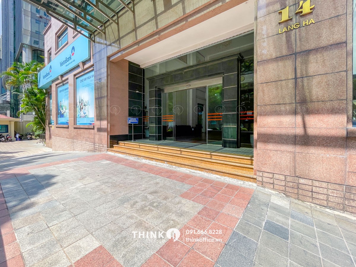 Lối đậu xe đón khách tại sảnh văn phòng toà nhà Hanco 3 Building