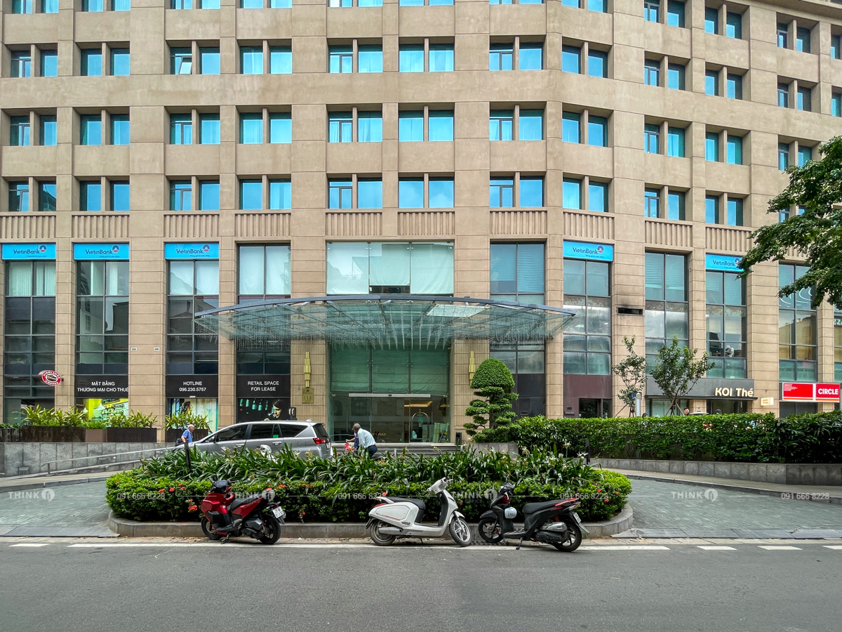 Lối vào sảnh toà nhà Hoàng Thành Tower Mai Hắc Đế