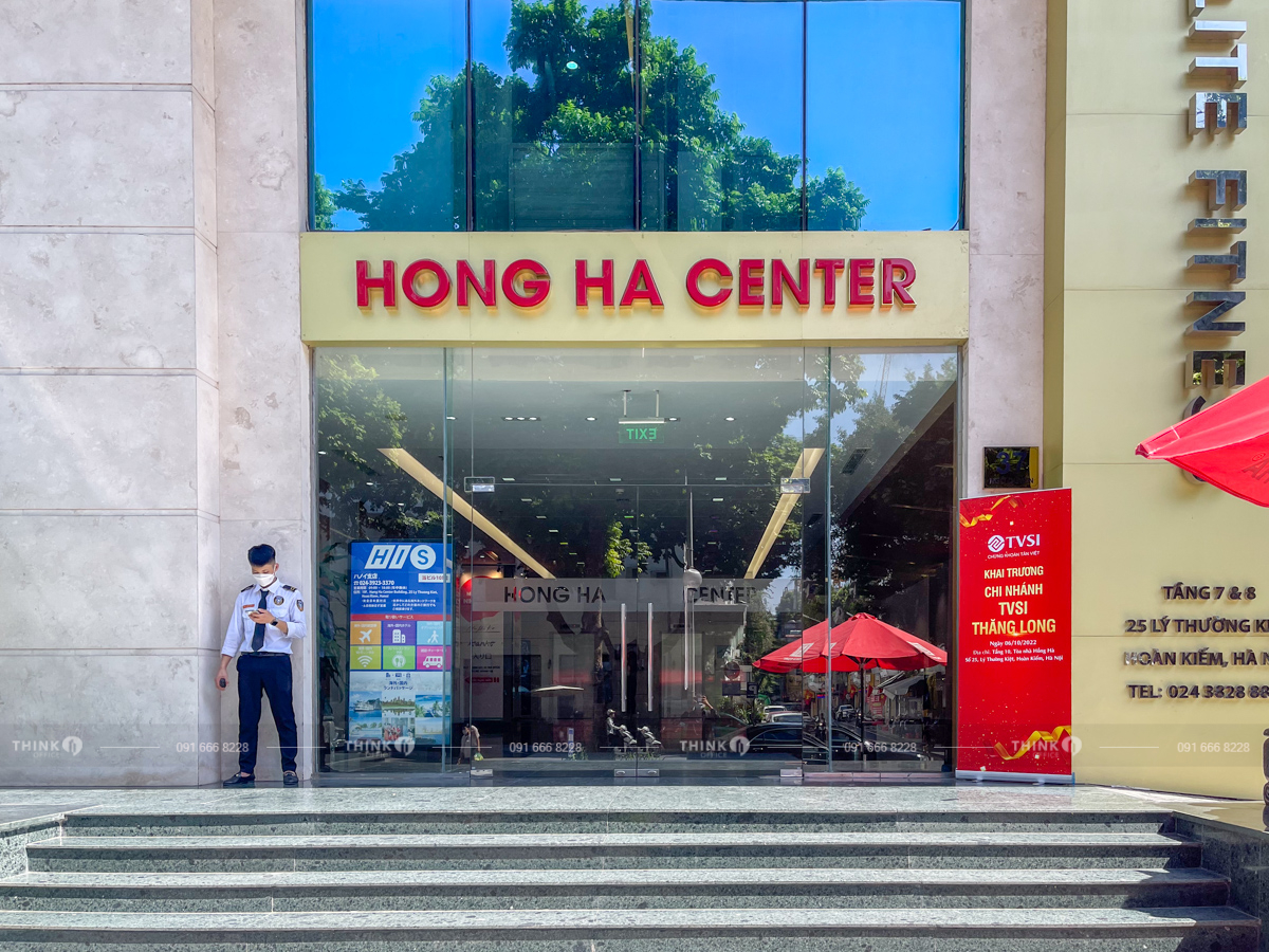 Lối vào sảnh toà nhà Hồng Hà Center
