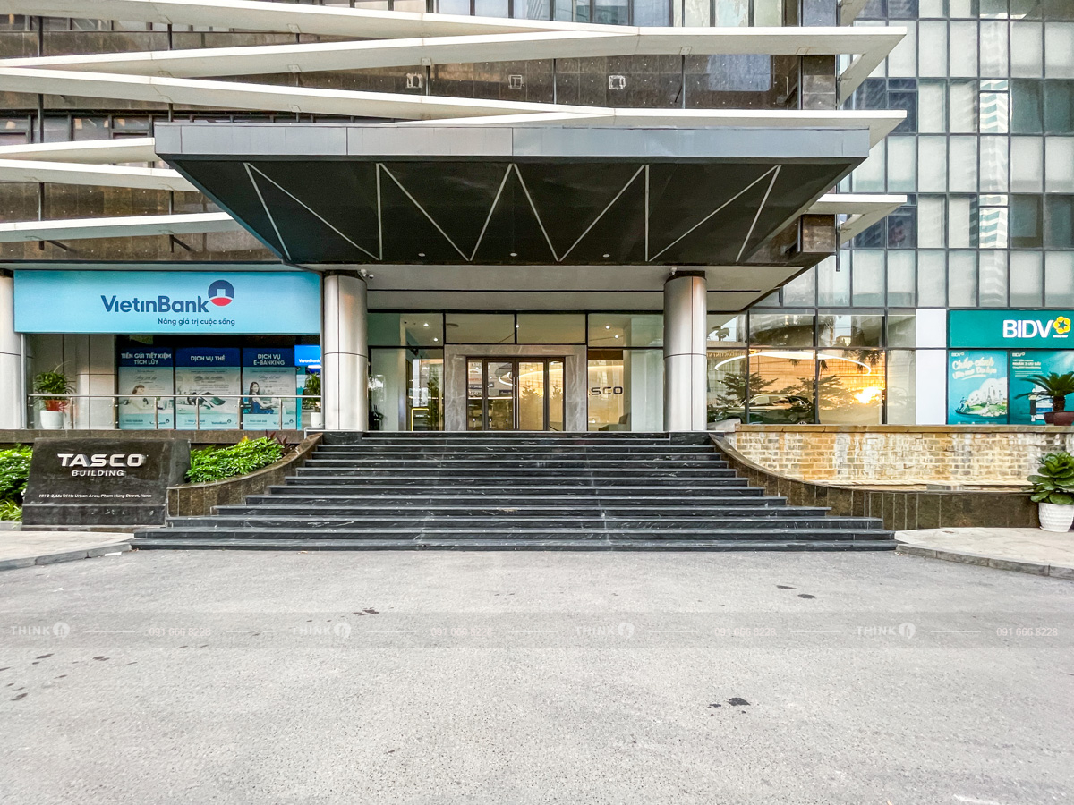 Lối vào sảnh toà nhà Tasco Building