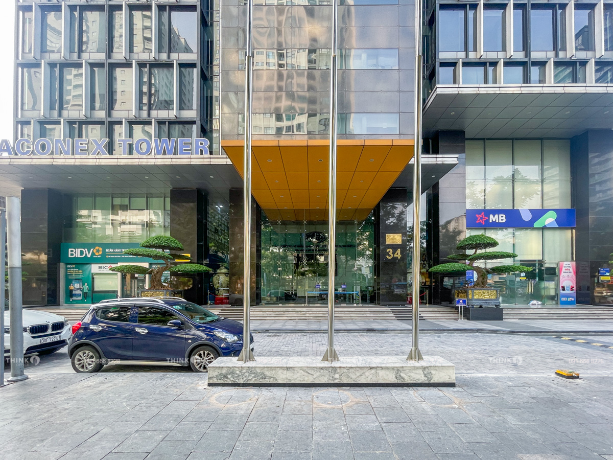 Lối vào sảnh toà nhà Vinaconex Tower Láng Hạ