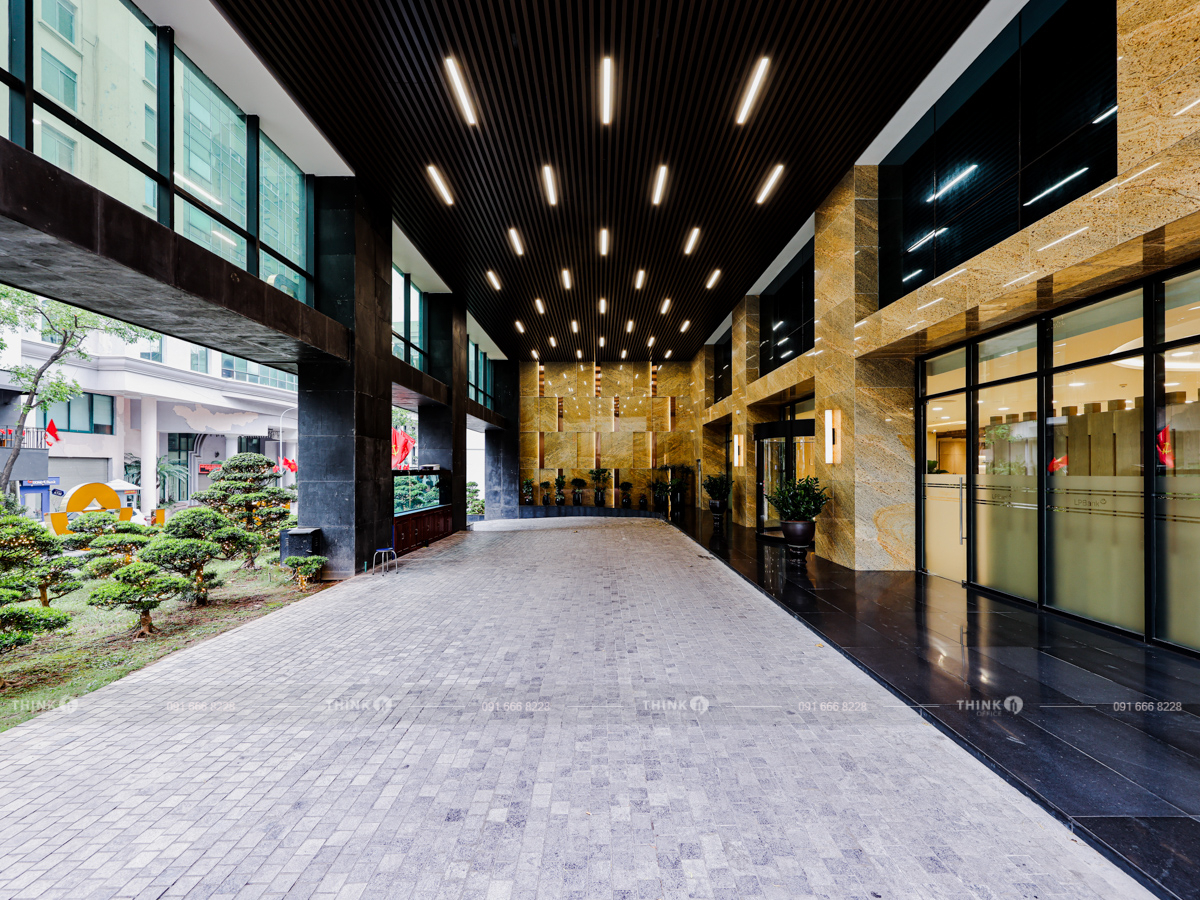 Lối vào văn phòng LPB Tower Trần Quang Khải